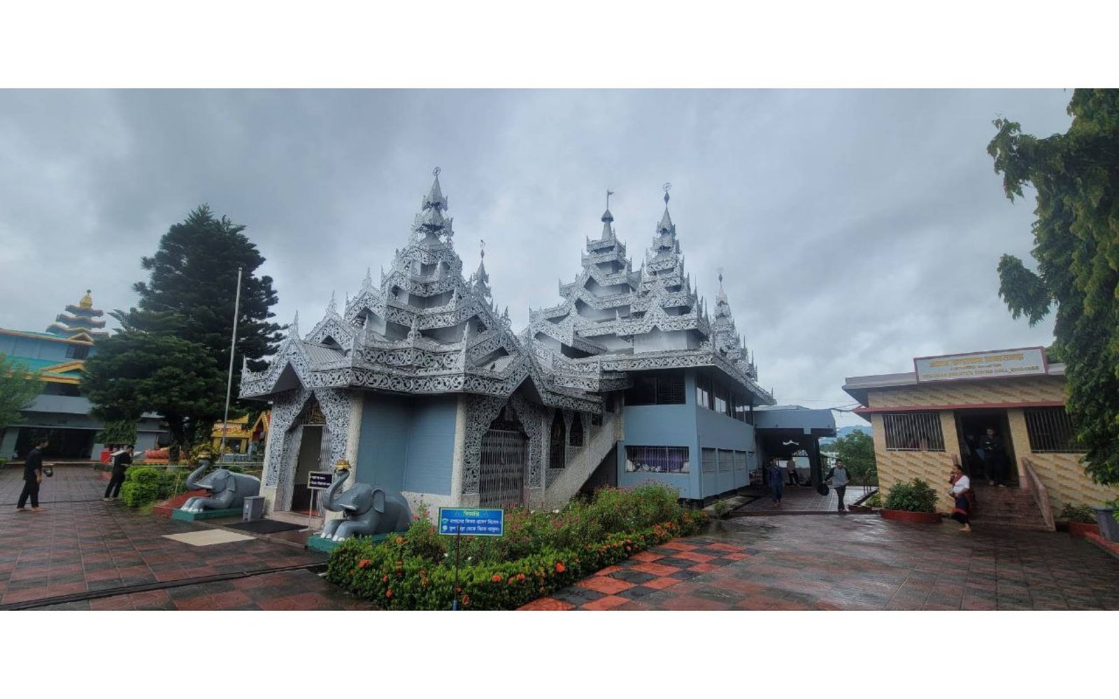 Ranghamati Rajbon Vihar architecture