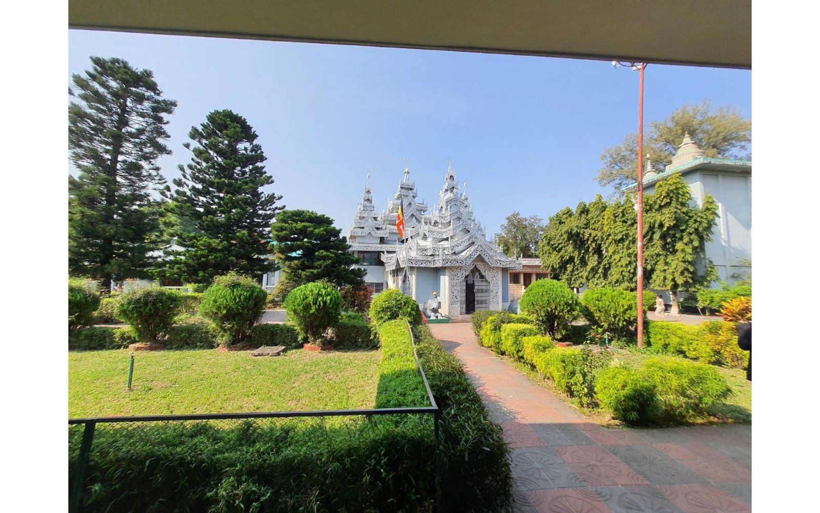 Ranghamati Rajbon Vihar architecture