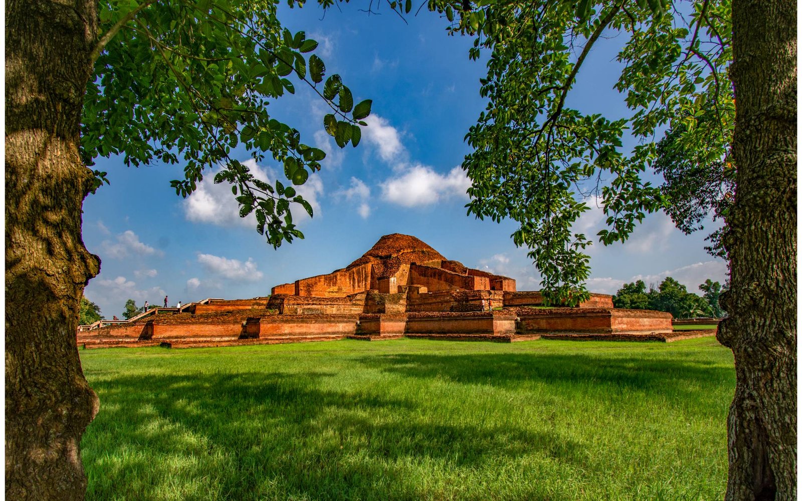 Somapura Mahavihara, Paharpur: A Landmark of Buddhist Heritage in Bangladesh architecture