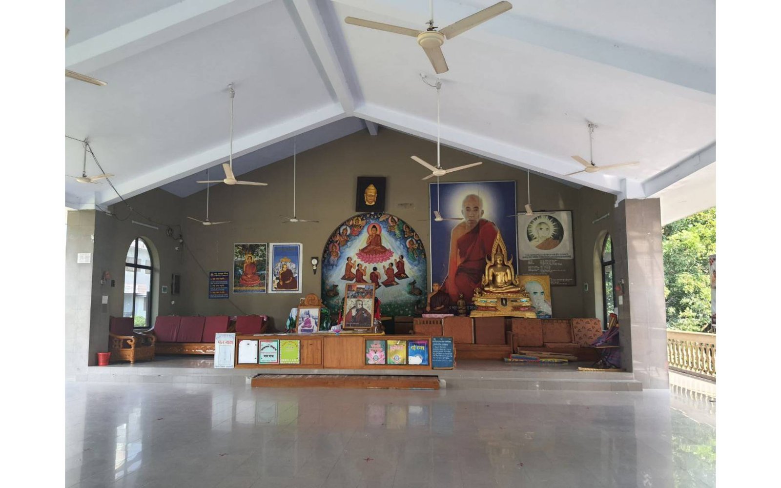 Ranghamati Rajbon Vihar architecture