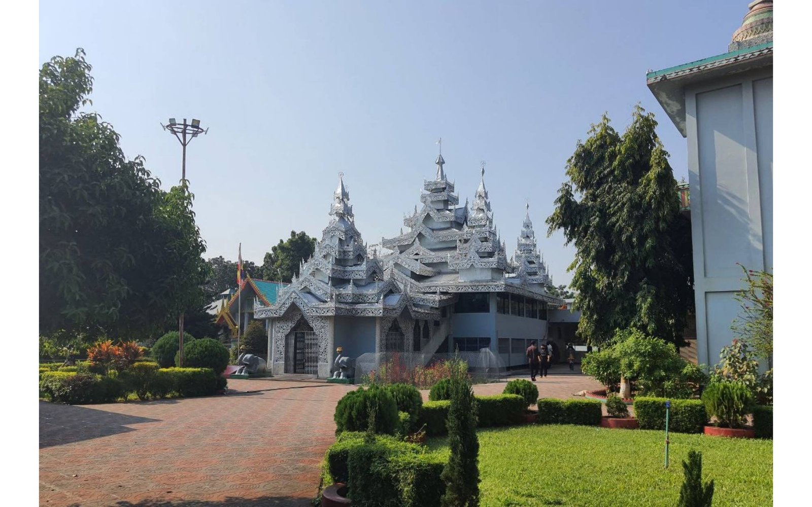 Ranghamati Rajbon Vihar architecture