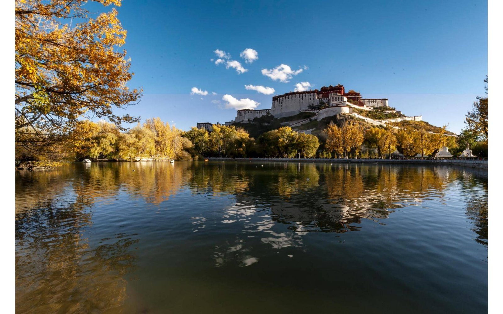 The Potala Palace as an architectural and environmental wonder