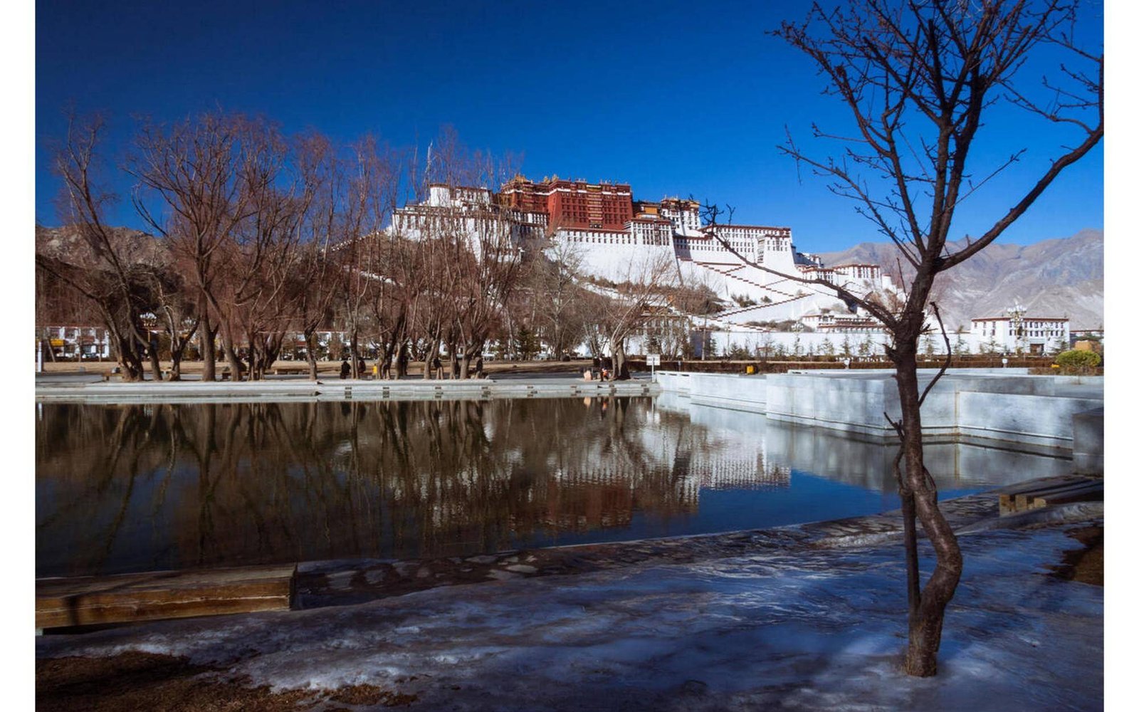 The Potala Palace as an architectural and environmental wonder
